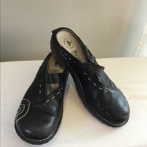 El Naturalista Yggdrasil Clog - black